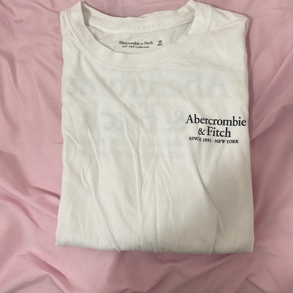 Abercrombie & Fitch Long Sleeve